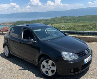 Autovermietung Volkswagen Golf 5 Nr.13050 Automatisch am Flughafen von Tirana, ausgestattet mit einem 2,0L Motor ➤ Von Amari in Albanien.