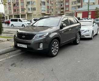 Frontansicht eines Mietwagens Kia Sorento in Baku, Aserbaidschan ✓ Auto Nr.12942. ✓ Automatisch TM ✓ 0 Bewertungen.