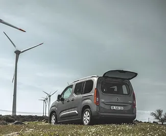 Vermietung Opel Combo Life. Komfort, Minivan Fahrzeug zur Miete in der Türkei ✓ Kaution Keine Kaution ✓ Versicherungsoptionen KFZ-HV, VKV Plus.