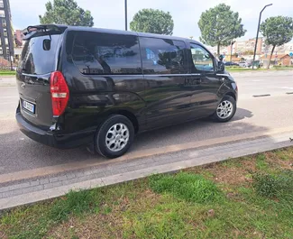 Autovermietung Hyundai Starex Nr.13043 Automatisch in Tirana, ausgestattet mit einem 2,5L Motor ➤ Von Besmir in Albanien.
