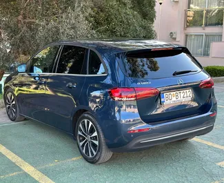 Vermietung Mercedes-Benz B-Class. Komfort, Premium Fahrzeug zur Miete in Montenegro ✓ Kaution Einzahlung von 250 EUR ✓ Versicherungsoptionen KFZ-HV, TKV, VKV Plus, VKV Komplett, Insassen, Ausland.