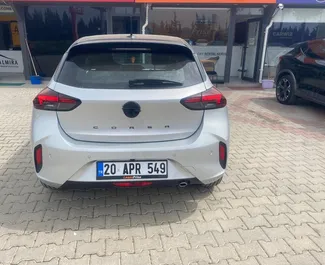 Benzin 1,2L Motor von Opel Corsa 2025 zur Miete am Flughafen Dalaman.