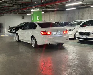 Vermietung BMW 330i. Komfort, Premium Fahrzeug zur Miete in Aserbaidschan ✓ Kaution Einzahlung von 300 AZN ✓ Versicherungsoptionen KFZ-HV, TKV.