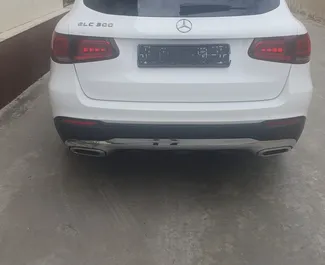 Frontansicht eines Mietwagens Mercedes-Benz GLC300 in Baku, Aserbaidschan ✓ Auto Nr.13513. ✓ Automatisch TM ✓ 0 Bewertungen.