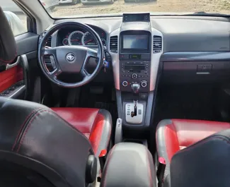 Vermietung Chevrolet Captiva. Komfort, Crossover Fahrzeug zur Miete in Albanien ✓ Kaution Einzahlung von 200 EUR ✓ Versicherungsoptionen KFZ-HV, TKV, VKV Plus, VKV Komplett, Ausland.