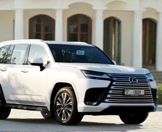 Benzin 3,5L Motor von Lexus LX570 2023 zur Miete in Dubai.