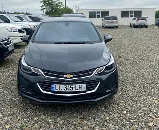 Frontansicht eines Mietwagens Chevrolet Cruze in Kutaisi, Georgien ✓ Auto Nr.7032. ✓ Automatisch TM ✓ 0 Bewertungen.