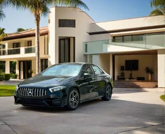 Mercedes-Benz A220 2022 zur Miete verfügbar in Dubai, mit Kilometerbegrenzung unbegrenzte.