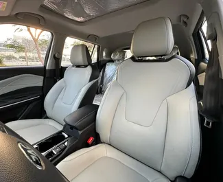 Mietwagen JAC JS4 2024 in VAE, mit Benzin-Kraftstoff und 114 PS ➤ Ab 140 AED pro Tag.
