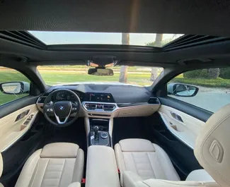 Autovermietung BMW 330i Nr.13264 Automatisch in Dubai, ausgestattet mit einem 2,0L Motor ➤ Von Mohammad in VAE.