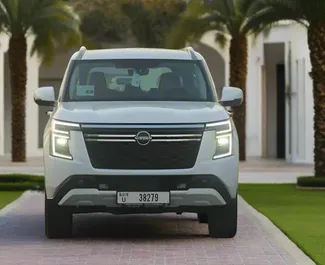 Frontansicht eines Mietwagens Nissan Patrol in Dubai, VAE ✓ Auto Nr.13326. ✓ Automatisch TM ✓ 0 Bewertungen.