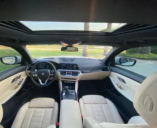 Mietwagen BMW 330i 2022 in VAE, mit Benzin-Kraftstoff und 255 PS ➤ Ab 350 AED pro Tag.