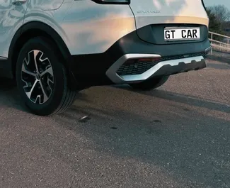 Vermietung Kia Sportage. Wirtschaft, Komfort, Crossover Fahrzeug zur Miete in Georgien ✓ Kaution Einzahlung von 600 GEL ✓ Versicherungsoptionen KFZ-HV, VKV Komplett, Insassen, Diebstahlschutz, Junge.