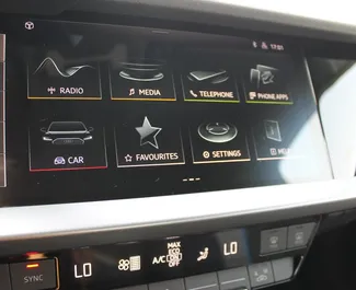 Benzin 1,5L Motor von Audi A3 Sedan 2023 zur Miete in Dubai.