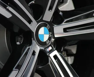 Vermietung BMW 430i Cabrio. Premium, Luxus, Cabrio Fahrzeug zur Miete in VAE ✓ Kaution Einzahlung von 2500 AED ✓ Versicherungsoptionen KFZ-HV.