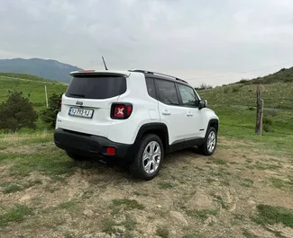 Vermietung Jeep Renegade. Wirtschaft, Komfort, Crossover Fahrzeug zur Miete in Georgien ✓ Kaution Einzahlung von 270 GEL ✓ Versicherungsoptionen KFZ-HV, TKV.