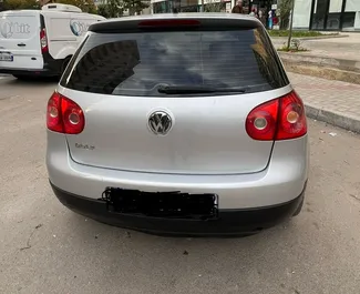 Autovermietung Volkswagen Golf 5 Nr.13392 Schaltgetriebe am Flughafen von Tirana, ausgestattet mit einem 50,0L Motor ➤ Von Yachthafen in Albanien.