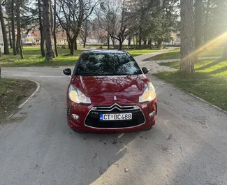 Diesel 1,6L Motor von Citroen DS3 2014 zur Miete in Budva.