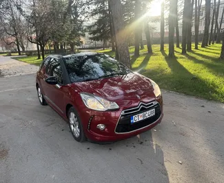 Autovermietung Citroen DS3 Nr.13249 Schaltgetriebe in Budva, ausgestattet mit einem 1,6L Motor ➤ Von Filip in Montenegro.