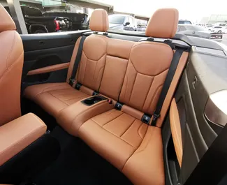 Mietwagen BMW 430i Cabrio 2024 in VAE, mit Benzin-Kraftstoff und 255 PS ➤ Ab 549 AED pro Tag.