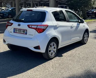 Toyota Yaris 2019 zur Miete verfügbar in Budva, mit Kilometerbegrenzung unbegrenzte.