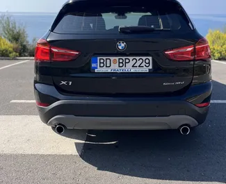 BMW X1 2020 mit Antriebssystem Frontantrieb, verfügbar in Rafailovici.