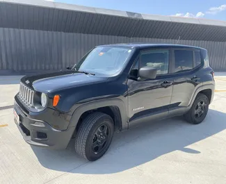Vermietung Jeep Renegade. Wirtschaft, Komfort, Crossover Fahrzeug zur Miete in Georgien ✓ Kaution Einzahlung von 100 GEL ✓ Versicherungsoptionen KFZ-HV, TKV, Insassen.