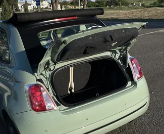 Fiat 500 Cabrio 2017 zur Miete verfügbar in Tiflis, mit Kilometerbegrenzung 250 km/Tag.