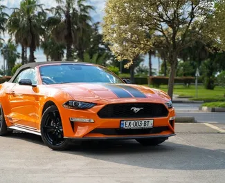 Mietwagen Ford Mustang Cabrio 2022 in Georgien, mit Benzin-Kraftstoff und 317 PS ➤ Ab 260 GEL pro Tag.