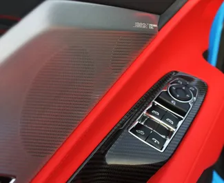 Vermietung Chevrolet Corvette. Premium, Luxus, Cabrio Fahrzeug zur Miete in VAE ✓ Kaution Einzahlung von 2500 AED ✓ Versicherungsoptionen KFZ-HV.