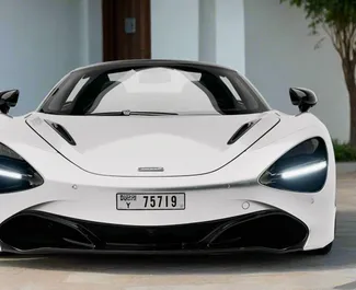Frontansicht eines Mietwagens McLaren 720S in Dubai, VAE ✓ Auto Nr.13496. ✓ Automatisch TM ✓ 0 Bewertungen.