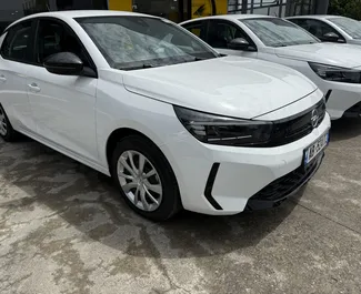Autovermietung Opel Corsa Nr.13540 Schaltgetriebe am Flughafen von Tirana, ausgestattet mit einem 1,2L Motor ➤ Von Marenglen in Albanien.