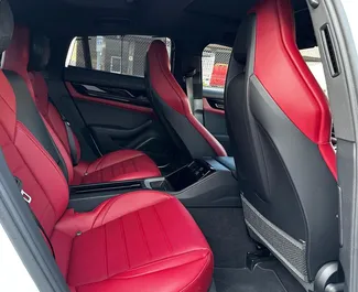 Vermietung Porsche Panamera. Premium, Luxus Fahrzeug zur Miete in VAE ✓ Kaution Einzahlung von 2500 AED ✓ Versicherungsoptionen KFZ-HV.