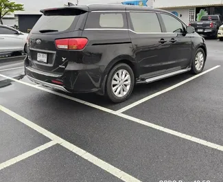Vermietung Kia Carnival. Komfort, Crossover, Minivan Fahrzeug zur Miete in Thailand ✓ Kaution Einzahlung von 30000 THB ✓ Versicherungsoptionen KFZ-HV, VKV Plus, VKV Komplett, Junge.