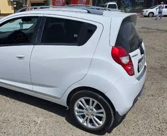 Mietwagen Chevrolet Spark 2023 in Aserbaidschan, mit Benzin-Kraftstoff und 85 PS ➤ Ab 25 AZN pro Tag.