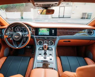 Mietwagen Bentley Continental GTC 2020 in VAE, mit Benzin-Kraftstoff und 626 PS ➤ Ab 2100 AED pro Tag.