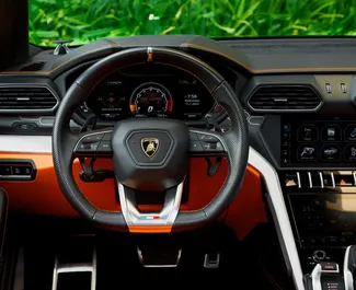 Mietwagen Lamborghini Urus 2021 in VAE, mit Benzin-Kraftstoff und 641 PS ➤ Ab 2700 AED pro Tag.