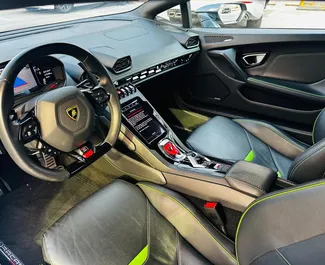 Vermietung Lamborghini Huracan Evo. Premium, Luxus Fahrzeug zur Miete in VAE ✓ Kaution Einzahlung von 2500 AED ✓ Versicherungsoptionen KFZ-HV.