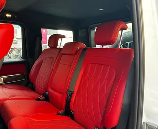 Mietwagen Mercedes-Benz G63 AMG 2024 in VAE, mit Benzin-Kraftstoff und 585 PS ➤ Ab 1600 AED pro Tag.