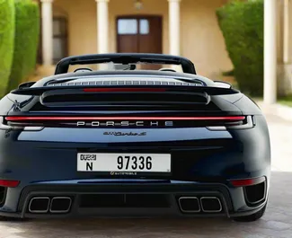 Vermietung Porsche 911 Carrera S Cabrio. Premium, Luxus, Cabrio Fahrzeug zur Miete in VAE ✓ Kaution Einzahlung von 2500 AED ✓ Versicherungsoptionen KFZ-HV.