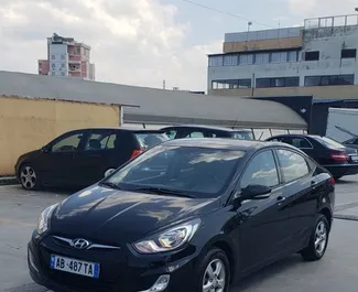 Frontansicht eines Mietwagens Hyundai Accent Blue in Durres, Albanien ✓ Auto Nr.11535. ✓ Automatisch TM ✓ 0 Bewertungen.