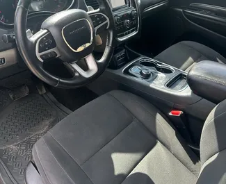Benzin 3,6L Motor von Dodge Durango 2018 zur Miete in Tiflis.