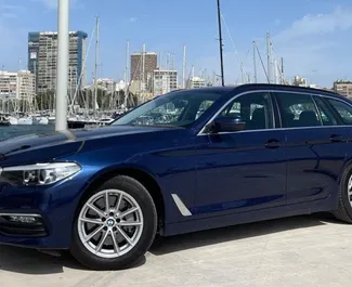 Mietwagen BMW 530d 2017 in Spanien, mit Diesel-Kraftstoff und  PS ➤ Ab 70 EUR pro Tag.