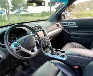 Ford Explorer 2018 zur Miete verfügbar in Tiflis, mit Kilometerbegrenzung 250 km/Tag.