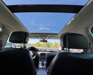 Vermietung Volkswagen Passat Variant. Komfort, Premium Fahrzeug zur Miete in Montenegro ✓ Kaution Einzahlung von 100 EUR ✓ Versicherungsoptionen KFZ-HV, Ausland.