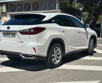 Frontansicht eines Mietwagens Lexus RX 450 in Alicante, Spanien ✓ Auto Nr.13438. ✓ Automatisch TM ✓ 0 Bewertungen.