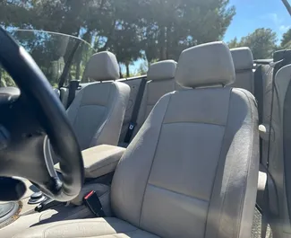 BMW 120d Cabrio 2010 mit Antriebssystem Frontantrieb, verfügbar in Alicante.