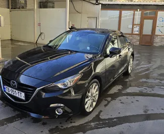 Frontansicht eines Mietwagens Mazda 3 in Tiflis, Georgien ✓ Auto Nr.14066. ✓ Automatisch TM ✓ 0 Bewertungen.