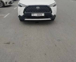 Mietwagen Toyota Corolla Cross 2024 in VAE, mit Benzin-Kraftstoff und 196 PS ➤ Ab 67 AED pro Tag.