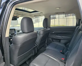 Mitsubishi Outlander Xl 2020 zur Miete verfügbar in Tiflis, mit Kilometerbegrenzung unbegrenzte.